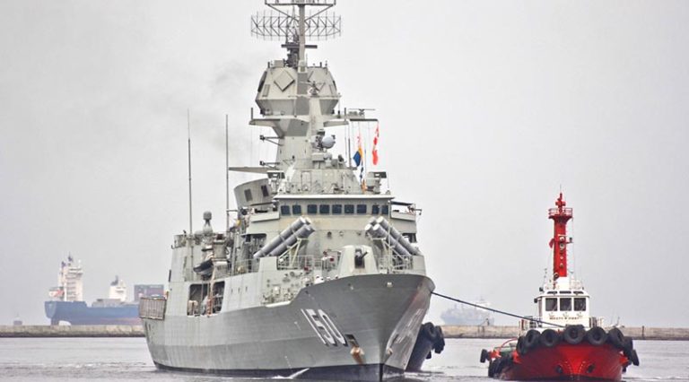 HMAS Anzac starts visit to Manila - CONTACT magazine