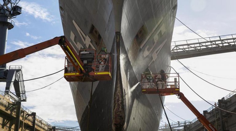 HMAS Parramatta in dry dock - CONTACT magazine