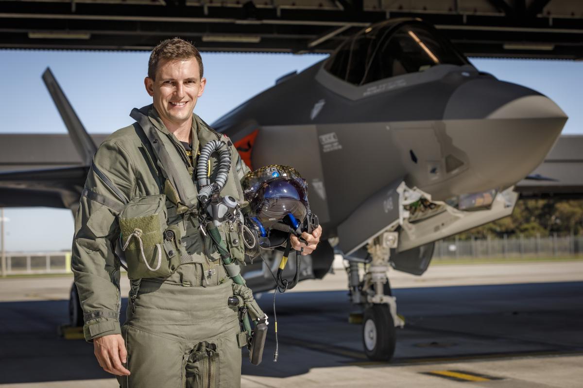 air-show-pilot-talks-us-through-his-f-35a-display-contact-magazine