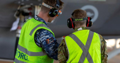 Two new resources will help leaders address personnel issues arising from psychosocial hazards in the workplace. Story by John Noble. Photo by Leading Aircraftwoman Annika Smit.