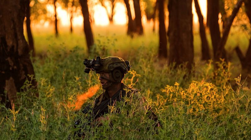 Personnel from the 1st Brigade and the Armed Forces of the Philippines clear an objective as Battle Group Tiger at Bradshaw training area, NT, during Exercise Predator's Run 2024. Story by Captain Annie Richardson. Photo by Warrant Officer Class Two Miranda Buckley.