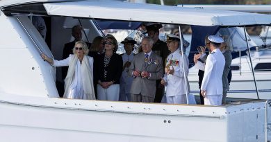 Their Majesties King Charles III and Queen Camilla with, from left, Governor-General of Australia, Sam Mostyn, Chief of the Defence Force Admiral David Johnston, and Chief of Navy Vice Admiral Mark Hammond, on board the Admiral Hudson. Story. y Corporal Jacob Joseph. Photo by Leading Seaman Lucinda Allanson.