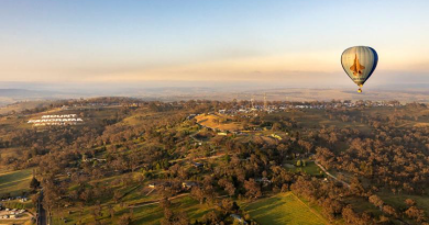 Air Force flew hot air balloons above Mount Panorama for the 2024 Bathurst Repco 1000 Supercars event. Story by Lieutenant Marcus Middleton. Photos by Leading Seaman Abdus Chowdhury.