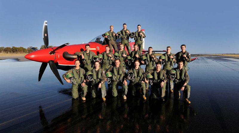 Number 277 Phase 2 ADF Intermediate Pilots’ Course members assemble on the flight line with a Pilatus PC-21 aircraft at RAAF Base Pearce, WA, ahead of their graduation. Story by Stephanie Hallen. Photos by Chris Kershaw.