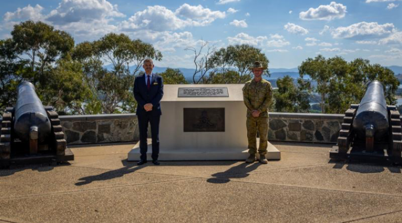 Royal Australian Artillery Head of Regiment Brigadier Damian Hill and Lieutenant Colonel Matt White, of the Defence Preparedness Branch, at the Royal Regiment of Australian Artillery National Memorial on Mt Pleasant in Canberra. Story and photo by Corporal Michael Rogers.