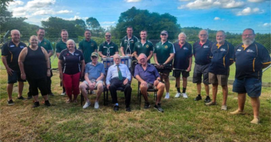 Army soldiers from the 3rd Battalion, Royal Australian Regiment, Pipes and Drums gather with Korean War veterans Barrie Divine, centre left, and Robert Hay, centre, during a community activity supporting Exercise Itchy Fingers. Story by Corporal Michael Rogers. Photo by Private Lachlan Craig.