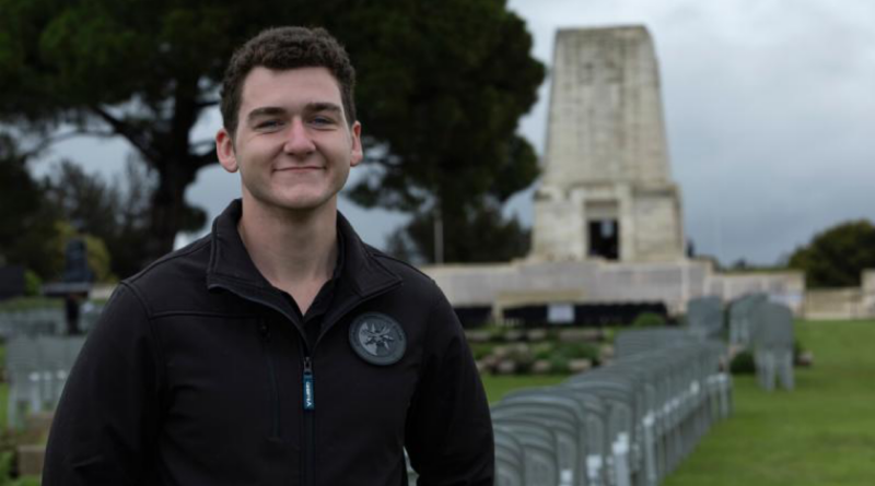 Gunner Daniel Mazzaferri, of Australia’s Federation Guard, at Lone Pine Cemetery on the Gallipoli Peninsula, Türkiye. Story by Flying Officer Freya Hansen. Photos by Corporal Andrew Shaw.