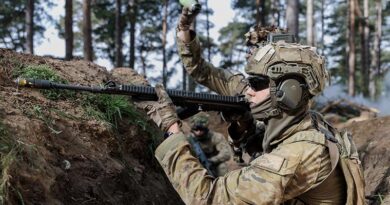Australian Defence Force personnel demonstrate a training serial for Armed Forces of Ukraine personnel during a section commanders' battle course on Operation KUDU 26. Photo by Sergeant Samuel Miller.