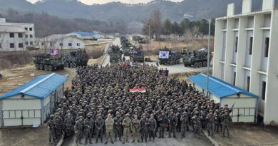 Soldiers of the New Zealand Army, Ngāti Tūmatauenga, pose with their Korean colleagues at the Korea Combat Training Center. Photo supplied.