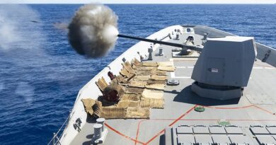 HMAS Sydney (V) conducts a 5-inch Mark 45 62-calibre gun serial during the RIMPAC 2026 sea phase. Photo by Leading Seaman Lauren Pugsley.