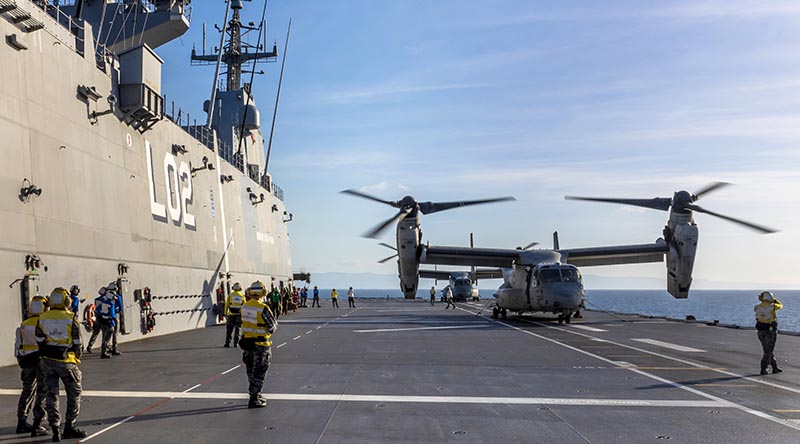 United States Marine Corps MV-22 Osprey from Marine Rotational Force - Darwin onboard HMAS Canberra during force-integration training Exercise Capital Reach off the coast of Queensland. Photo by Lieutenant Peter Allen.