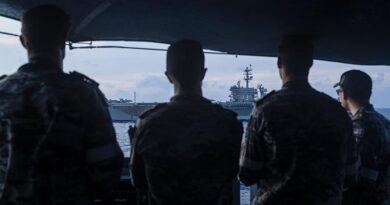 Commanding Officer HMAS Perth, Commander Dylan White and the bridge team on the upper decks of HMAS Perth as she operates alongside USS George Washington during operations in support of Carrier Strike Group 5 (CSG-5) in the South China Sea. Photo by Leading Seaman Connor Morrison.
